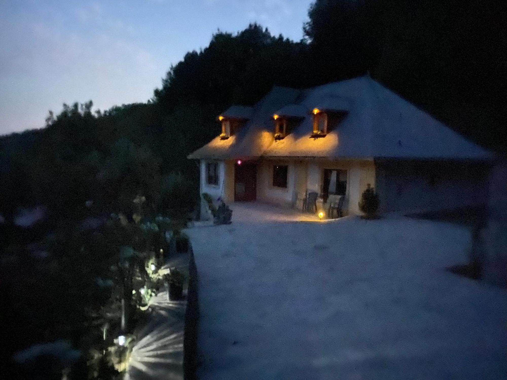 Willa Casa Cu Sindrila Vălenii de Munte Zewnętrze zdjęcie